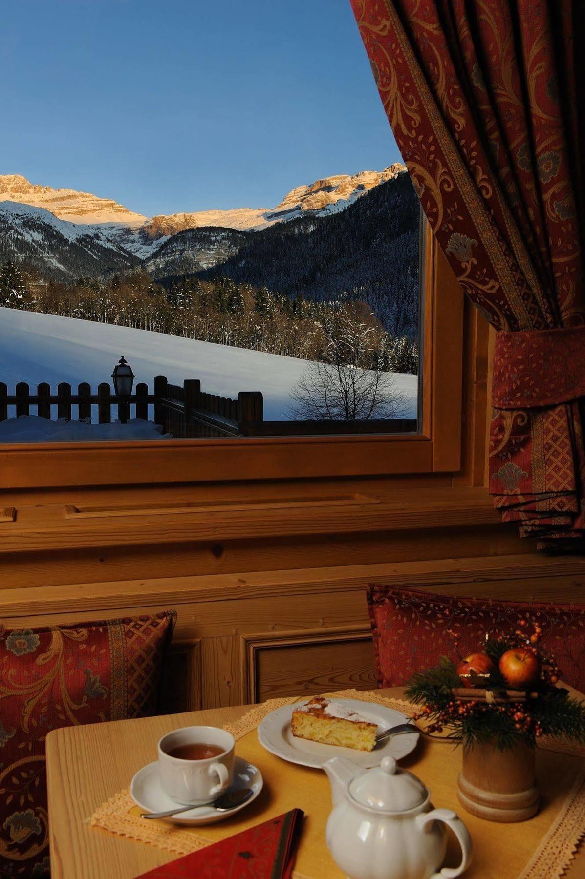 Hotel Garni La Soldanella มาดอนนาดีกัมปิโญ ภายนอก รูปภาพ