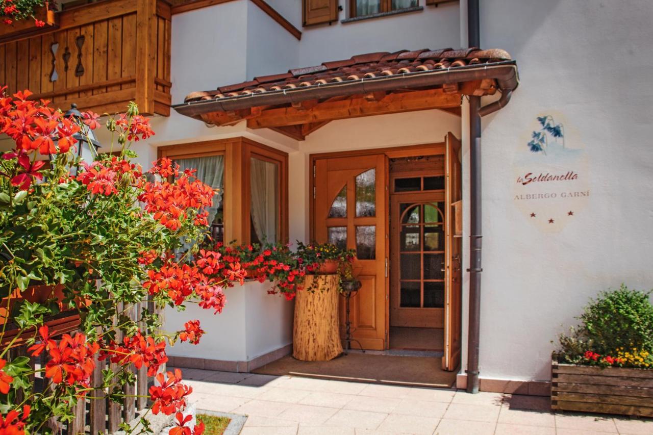 Hotel Garni La Soldanella มาดอนนาดีกัมปิโญ ภายนอก รูปภาพ