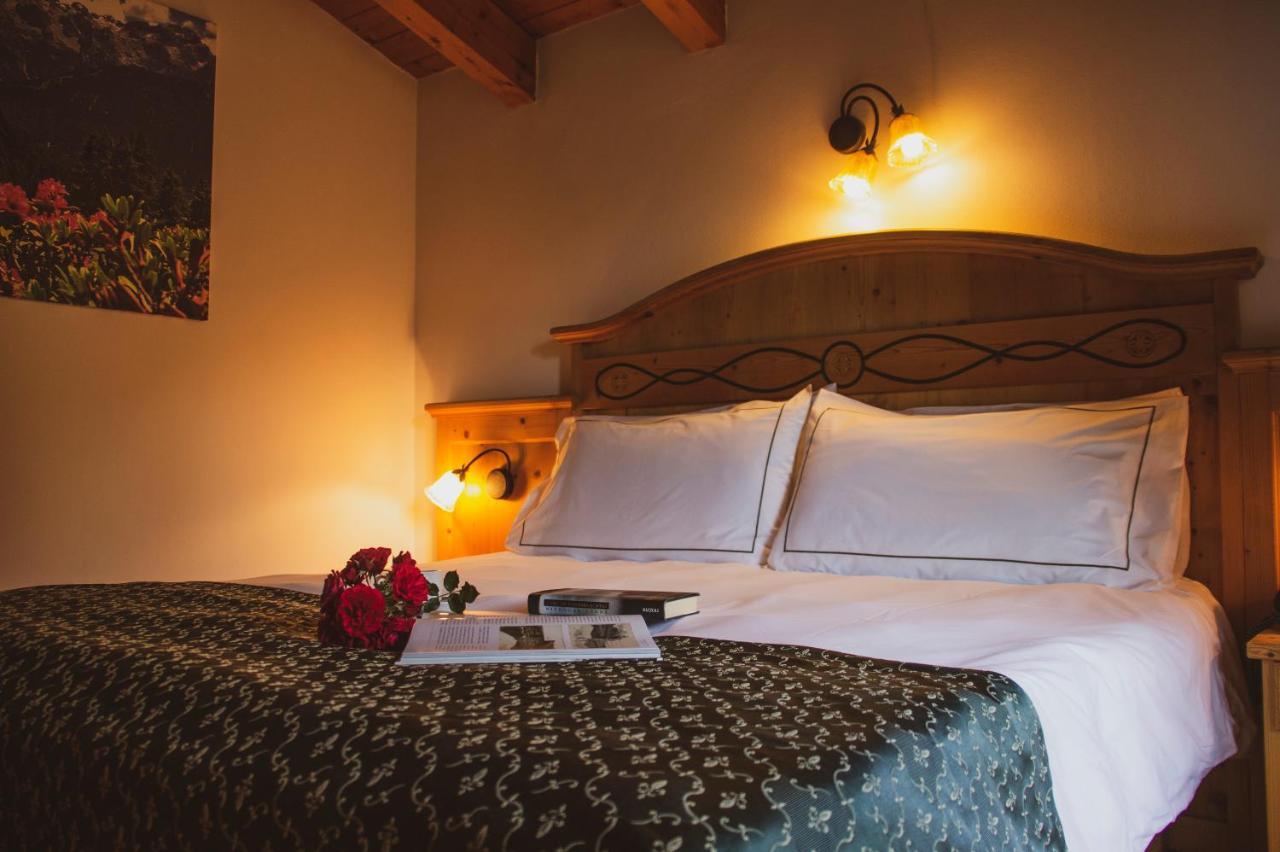 Hotel Garni La Soldanella มาดอนนาดีกัมปิโญ ภายนอก รูปภาพ